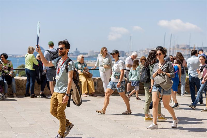 El Banco de España cree que hay márgenes de mejora en turismo tras el récord de 2023