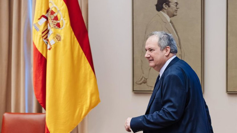 ep archivo   el ministro de industria y turismo jordi hereu llega a la comision de industria y