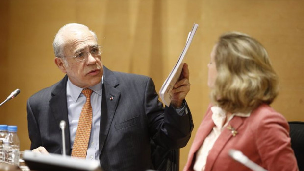 ep archivo   el secretario general de la ocde angel gurria y la vicepresidente segunda y ministra de