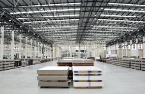 ep archivo   interior de las instalaciones industriales de cosentino