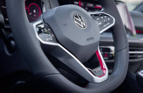 ep archivo   volkswagen planea suministrar componentes de ve a mahindra para entrar en el mercado