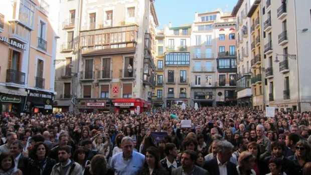 ep concentracionpamplonarechazola sentencia a la manada