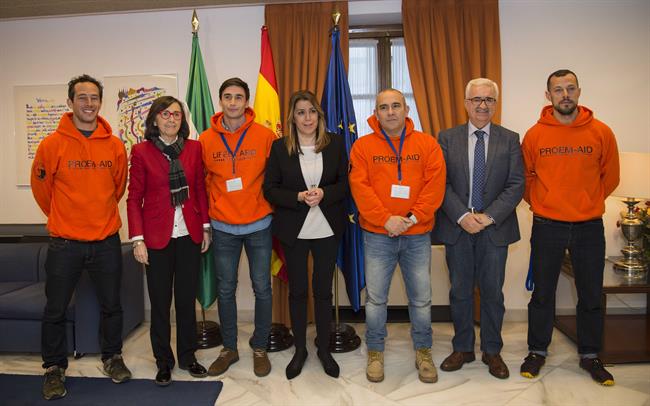 ep la presidentala juntaandalucia susana diaz conbomberos sevillanos