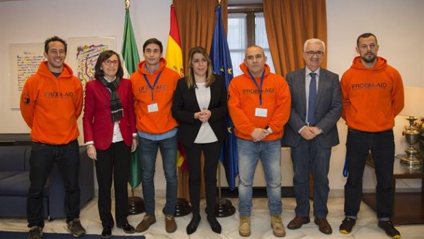 ep la presidentala juntaandalucia susana diaz conbomberos sevillanos