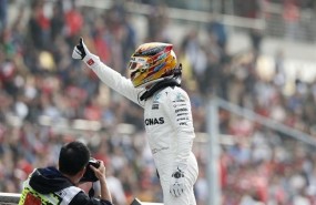 ep lewis hamilton mercedes china