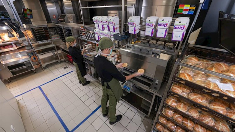 ep mcdonalds comienza a implementar su protocolo entono seguro en sus mas de 500 restaurantes en