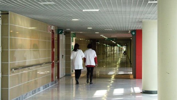 ep medicos hospital pasillo recurso sanitarios son espases