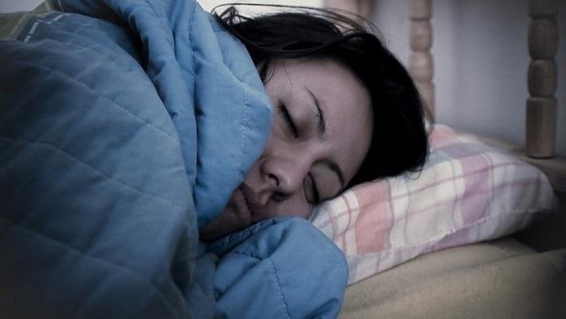 ep mujer durmiendo