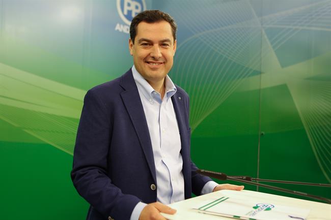 El presidente del PP-A, Juanma Moreno, en rueda de prensa en la sede regional | EUROPA PRESS/EDUARDO BRIONES ep presidentepp-a juanma moreno en ruedaprensala sede regional