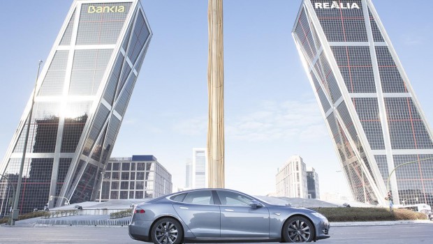 tesla s