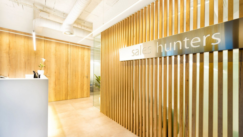 1645449196 saleshunters 