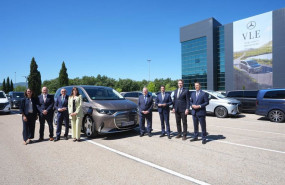 ep acto de inicio de produccion en serie del nuevo vehiculo vle en mercedes benz vitoria