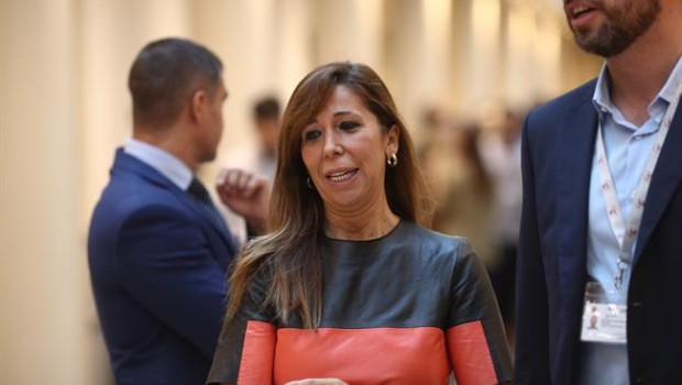 ep alicia sanchez-camacholos pasillossenado