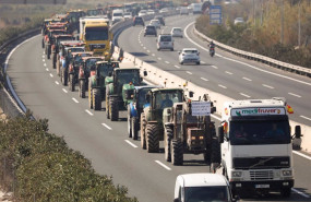 ep archivo   tractores y camiones en las carreteras de murcia en las movilizaciones de febrero