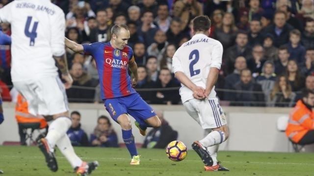 Iniesta y Carvajal en el Clásico | LALIGA ep iniestacarvajalclasico