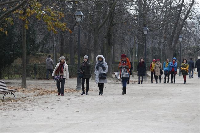 Invierno, invernal, frío, temperaturas bajas, abrigo, abrigarse, turista | EUROPA PRESS ep invierno invernal frio temperaturas bajas abrigo abrigarse turista