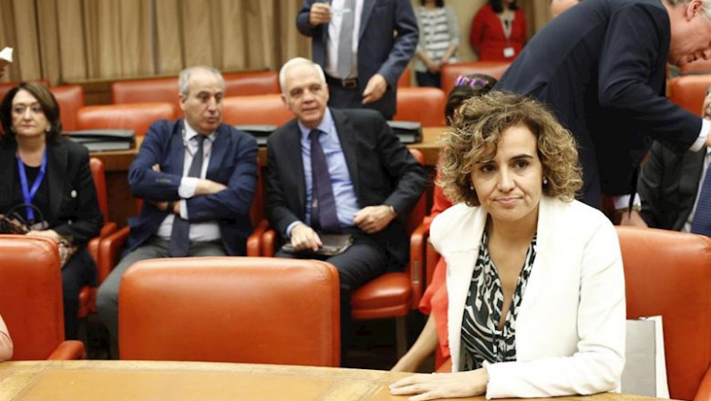 ep la eurodiputada del pp dolors montserrat d en el congreso de los diputados tras acatar la