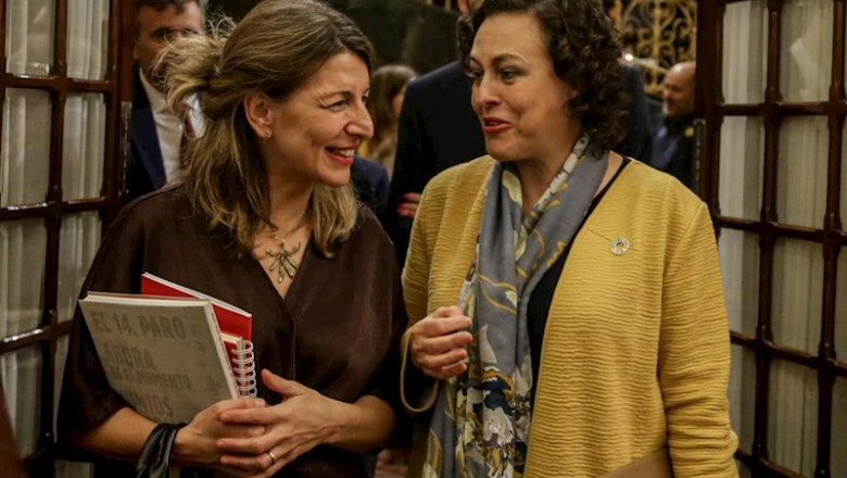 La ministra de Trabajo y Economía Social, Yolanda Díaz, y la presidenta de la Comisión del Pacto de Toledo, Magdalena Valerio | Ricardo Rubio - Europa Press ep la ministra de trabajo y economia social yolanda diaz y la presidenta de la comision del pacto de