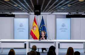 ep la vicepresidenta primera y ministra de hacienda maria jesus montero ofrece una rueda de prensa