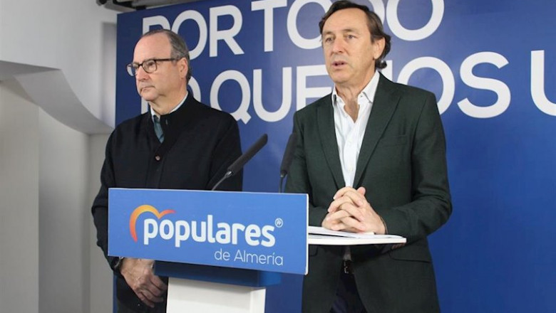 ep los senadores del pp luis rogelio rodriguez-comendador y rafael hernando