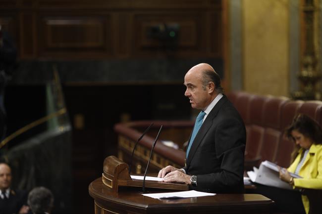Luis de Guindos, en la tribuna | EUROPA PRESS ep luisguindos entribuna