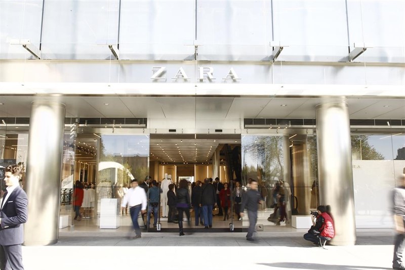 Citi se viste de Inditex y eleva el precio objetivo de la matriz de Zara hasta 50 euros