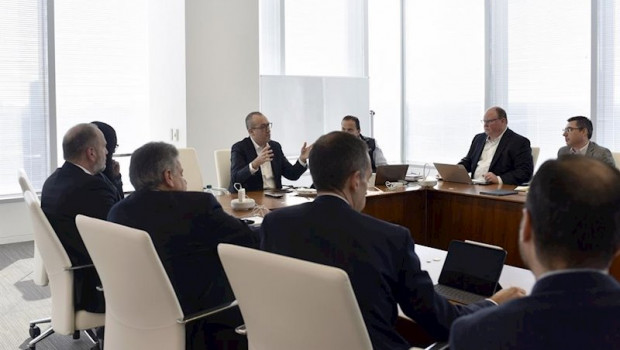 ep onur gen consejero delegado de bbva con el equipo de usa