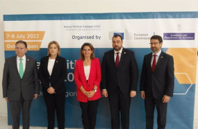 ep teresa ribera acompana de adrian barbon delia losa alfredo canteli y enrique fernandez