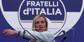 la cheffe des freres d italie giorgia meloni s exprime au siege de la soiree electorale du parti a rome 