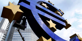 contre la faiblesse de l euro la bce n a que des solutions couteuses 