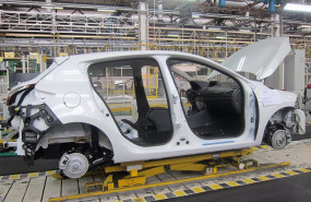 ep archivo   cadena de montaje en una factoria de renault