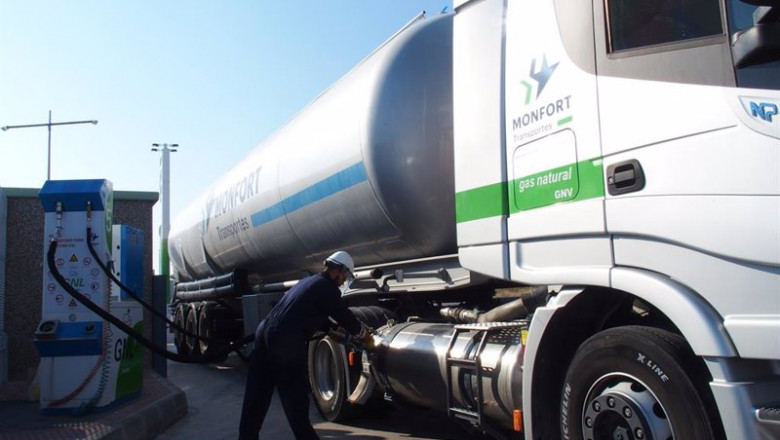 ep archivo camion propulsado por gas natural ep archivo camion propulsado por gas natural