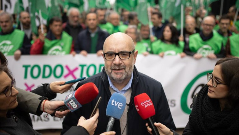 ep archivo   el presidente de csif miguel borra en una protesta el pasado mes de marzo para reclamar