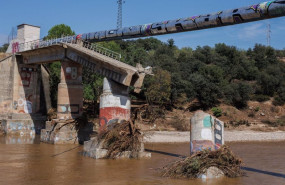 ep archivo   la tuberia de picadas partida por la mitad como consecuencia de la dana a 5 de