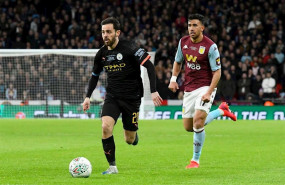 ep bernardo silva conduce la pelota en un aston villa-manchester city de la premier league 2019-2020 ep bernardo silva conduce la pelota en un aston villa-manchester city de la premier league 2019-2020
