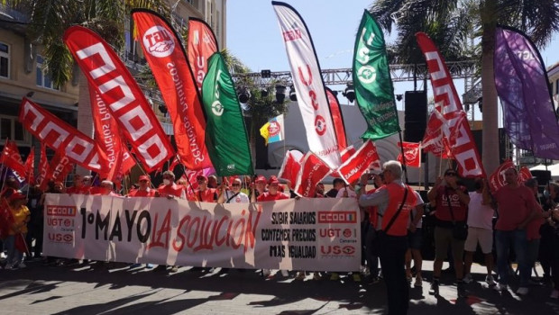 ep cabeza de la manifestacion por el primero de mayo en la plaza de la candelaria