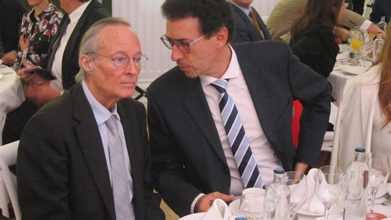 ep el exministro de industria y asuntos exteriores josep pique conversa con el presidente del grupo