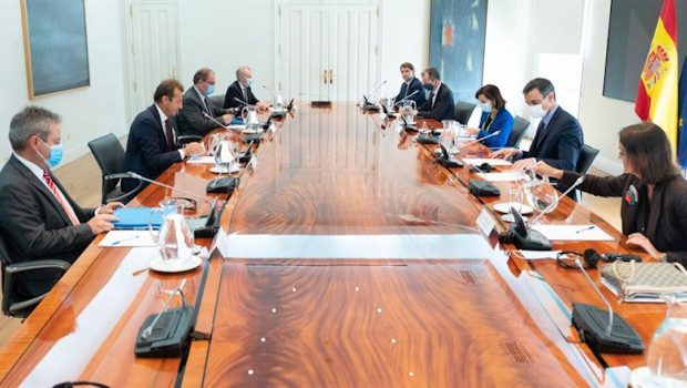 ep el presidente del gobierno pedro sanchez ha recibido este jueves al consejero delegado de airbus