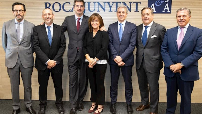 ep enrique sanz fernandez-lomana manuel camas jimena joan roca silvia gimenez-salinas carlos ais