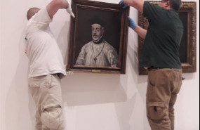 ep especialistas cuelgan el retrato de diego de covarrubias del greco para la exposicion del grand