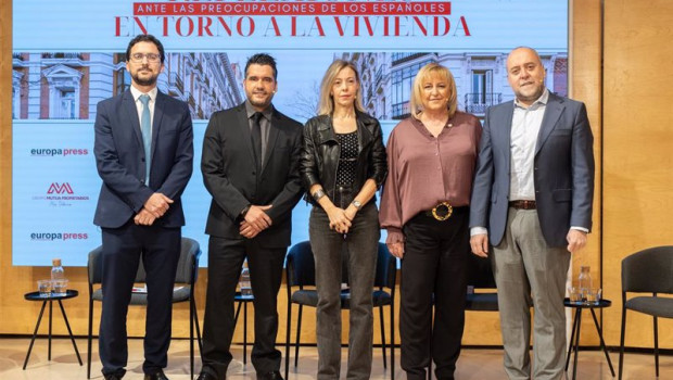 ep i d el moderador del encuentro el director de la catedra unesco de vivienda de la universidad