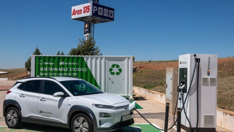 ep iberdrola y beeplanet inauguran puntos de recarga alimentado con bateria segunda vida ep iberdrola y beeplanet inauguran puntos de recarga alimentado con bateria segunda vida