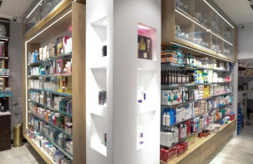 ep imagen de medicamentos en una farmacia en madrid