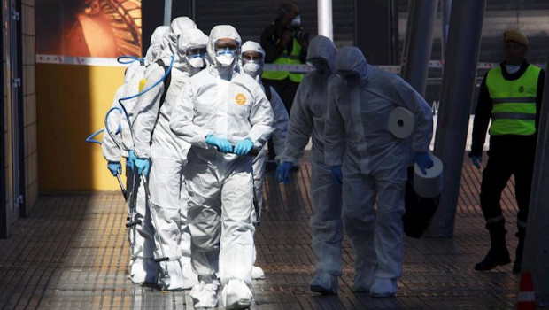 ep imagen de recurso de efectivos de la ume actuando en malaga por el coronavirus