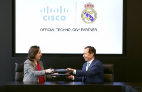 ep la presidenta de cisco europa oriente proximo africa y rusia de cisco wendy mars y el director de