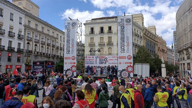 ep llegada de sindicatos a la puerta del sol