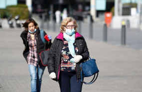 ep mujeres protegidas con mascarillas