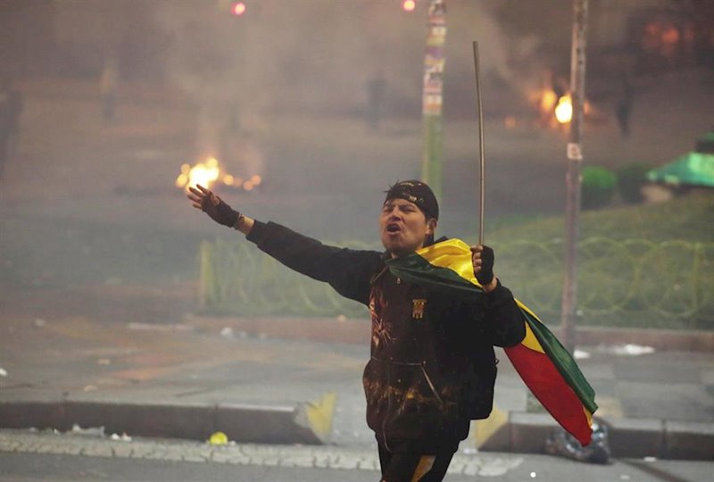 ep un manifestante opositor durante las protestas en bolivia