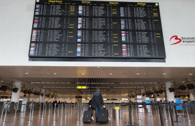 ep un pasajero en el aeropuerto de bruselas