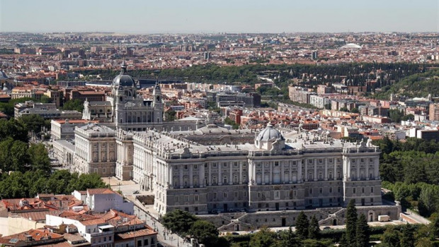 ep vista del palacio real de madrid desde la terraza superior del edificio espana que albergara el